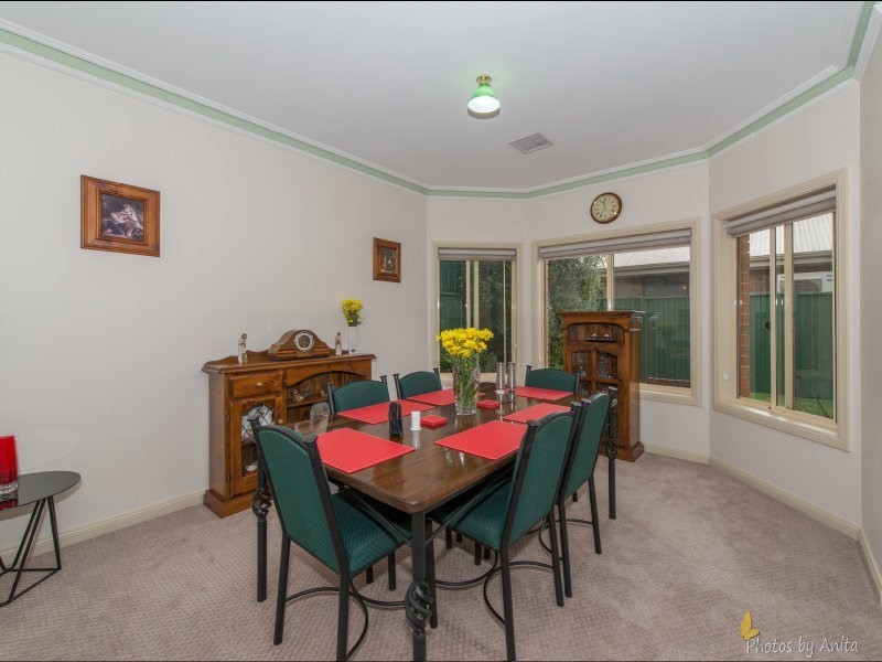 8 Claremont Avenue, Oakden SA 5086