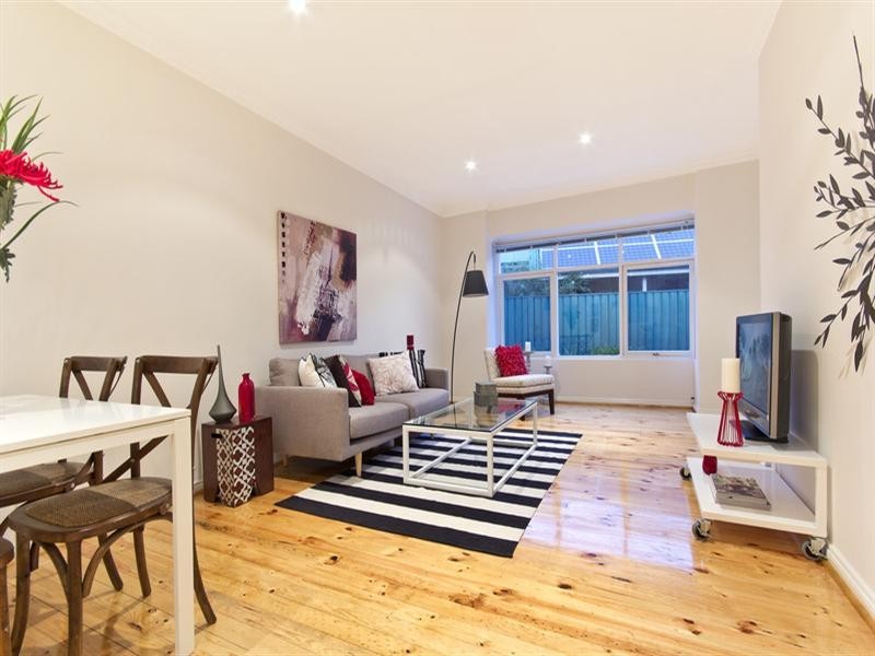 4/2 Fifth Avenue, Glenelg East SA 5045