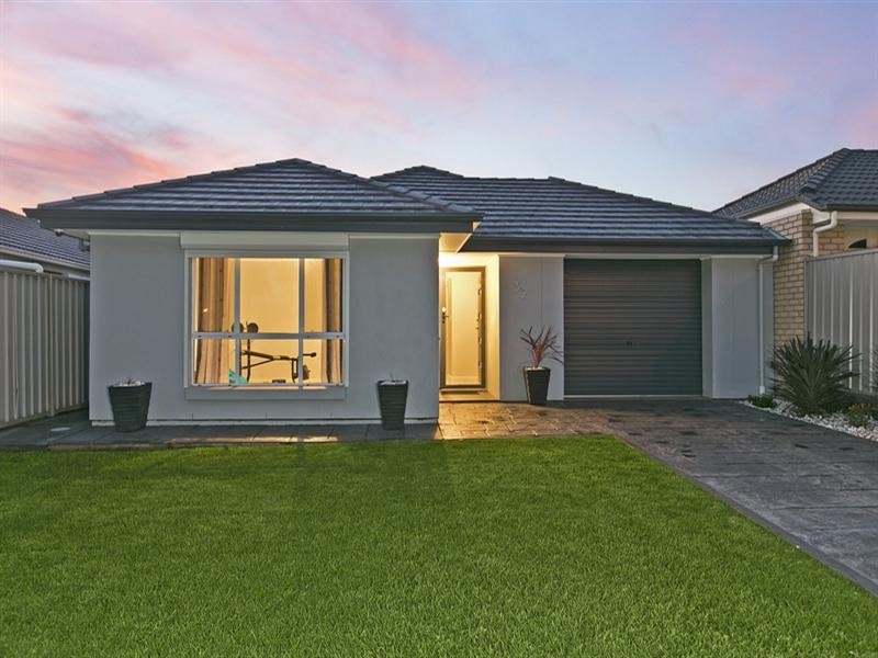 32 Kopoola Crescent, Gilles Plains SA 5086