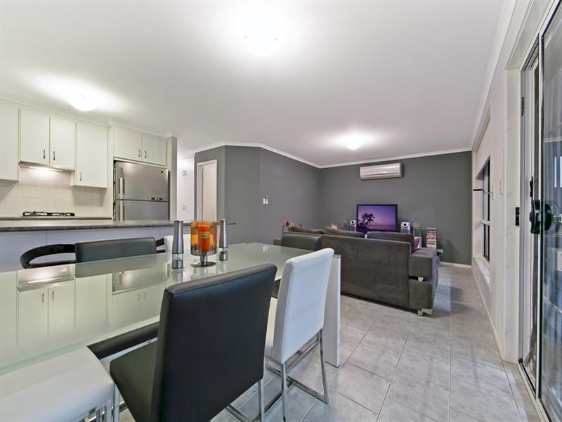 32 Kopoola Crescent, Gilles Plains SA 5086