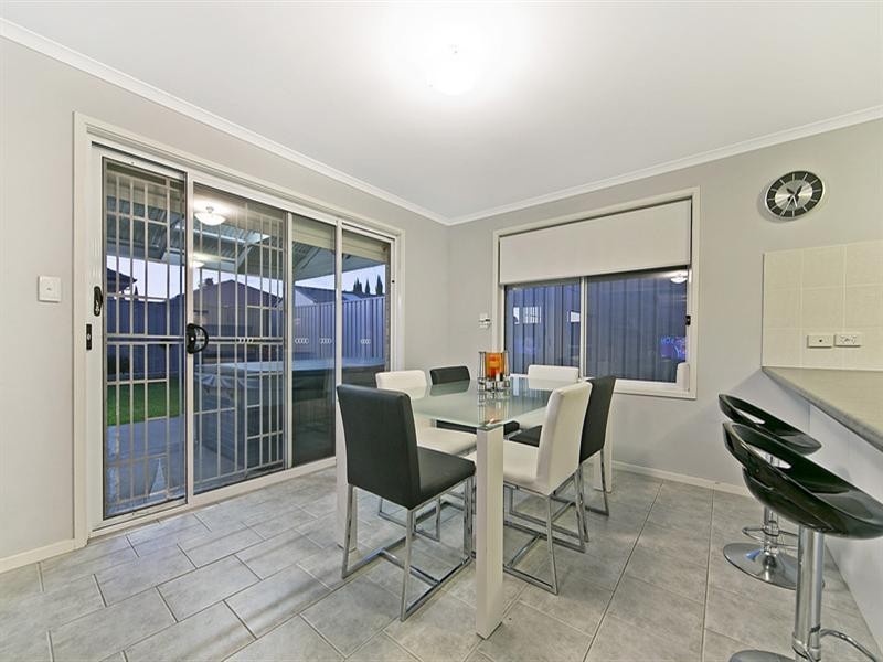 32 Kopoola Crescent, Gilles Plains SA 5086