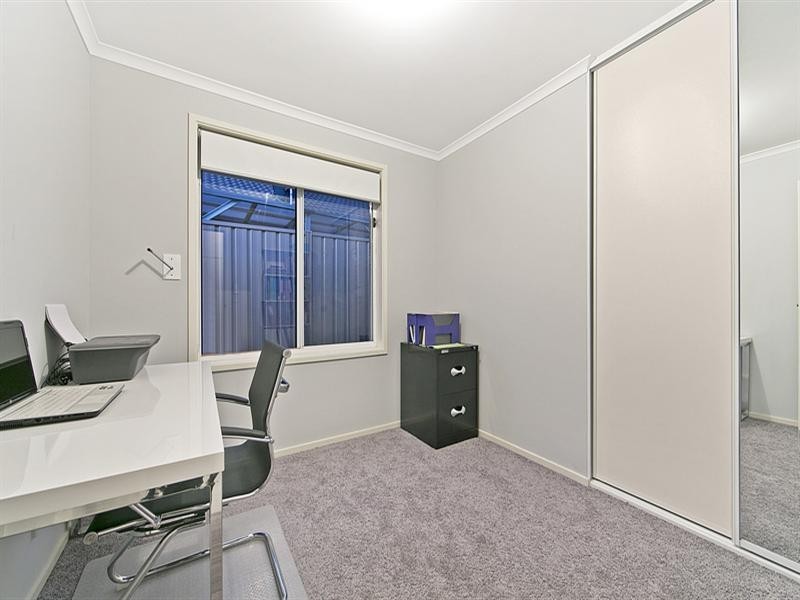 32 Kopoola Crescent, Gilles Plains SA 5086