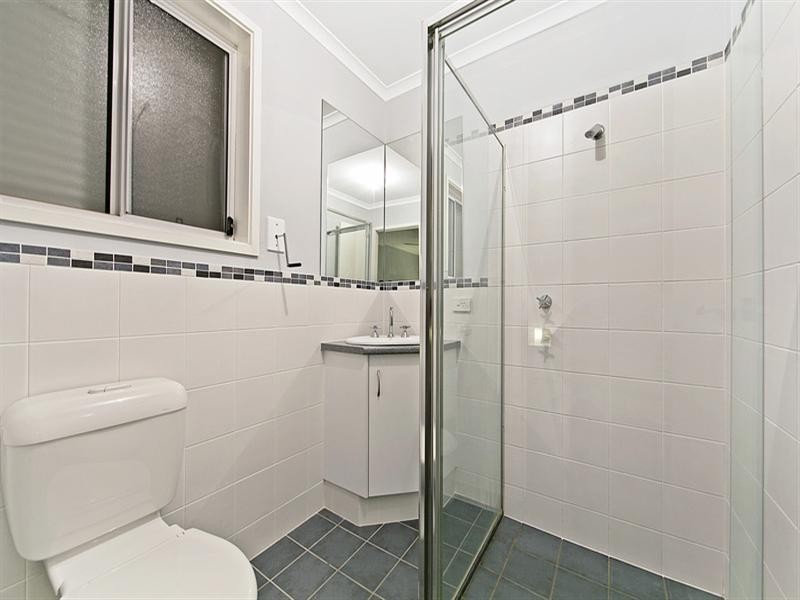 32 Kopoola Crescent, Gilles Plains SA 5086