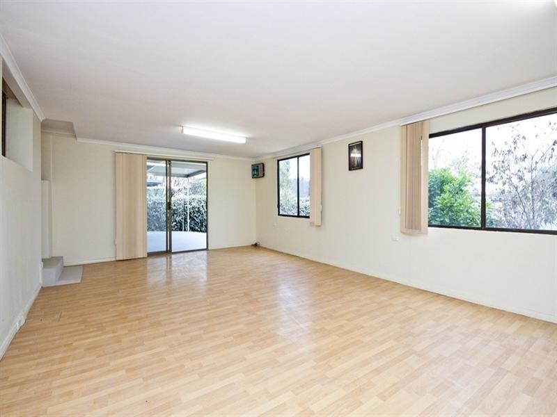 11 Padbury Road, Gilles Plains SA 5086