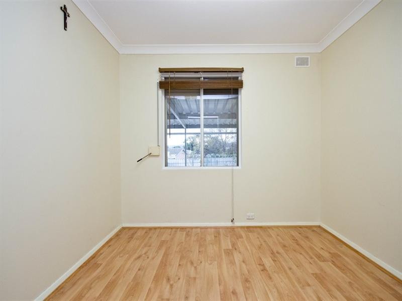 11 Padbury Road, Gilles Plains SA 5086