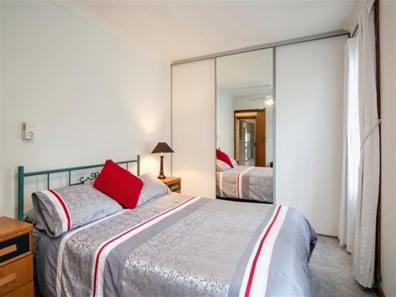 5 Lydia Avenue, Surrey Downs SA 5126