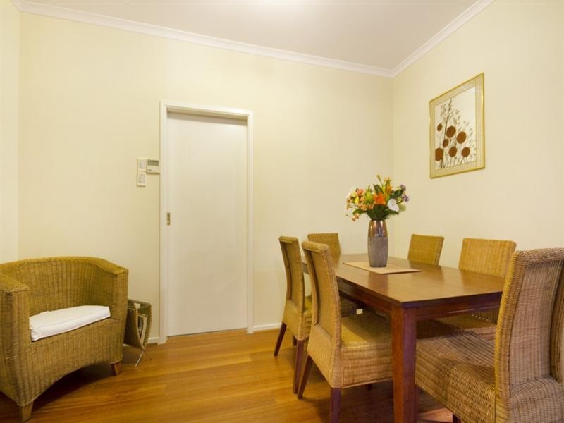 19 Windermere Crescent, Mawson Lakes SA 5095