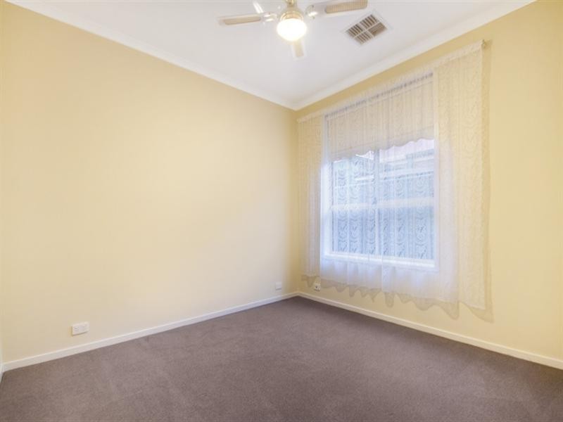 19 Windermere Crescent, Mawson Lakes SA 5095