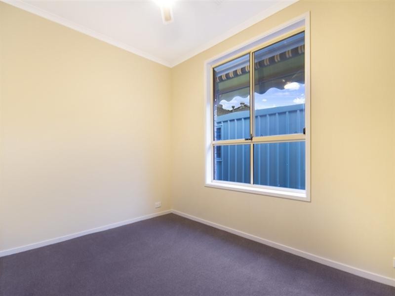 19 Windermere Crescent, Mawson Lakes SA 5095