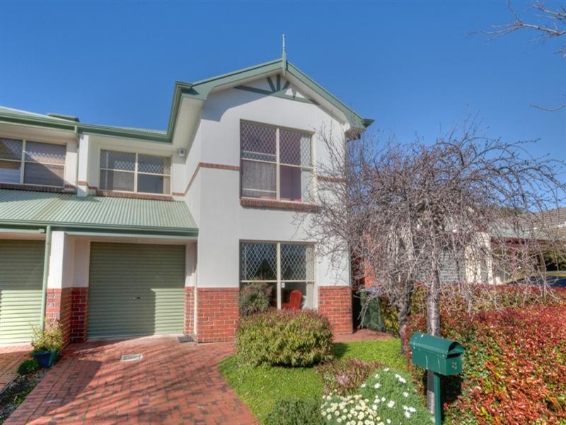 8 Florence Street, Oakden SA 5086