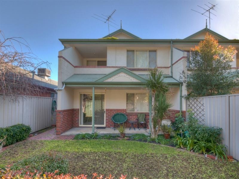 8 Florence Street, Oakden SA 5086
