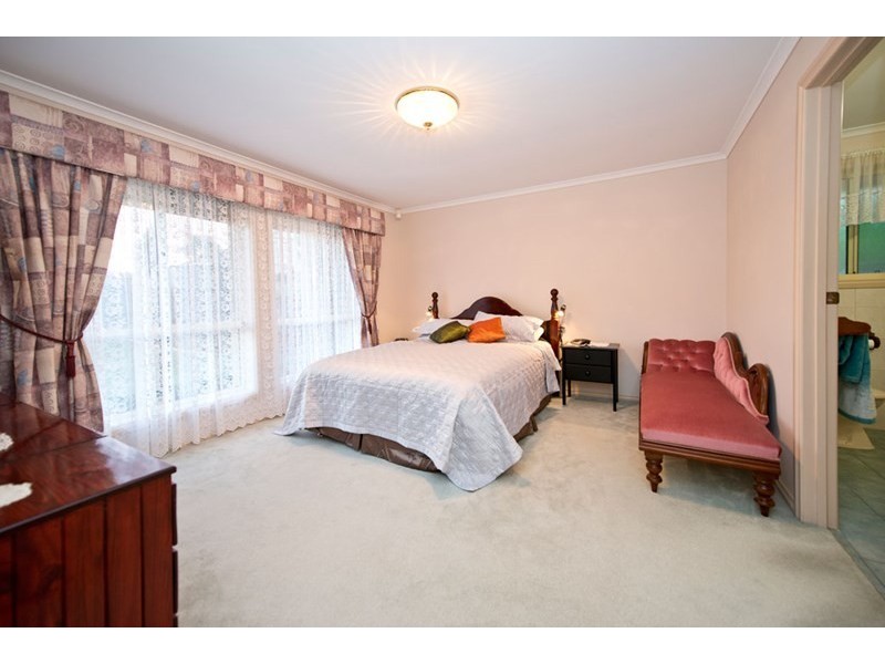 19 Chambers Street, Golden Grove SA 5125