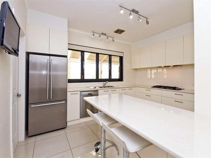 3 Ormond Avenue, Clearview SA 5085