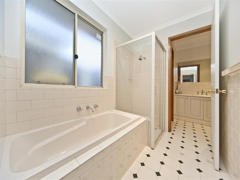 19 Oxford Street, Hillcrest SA 5086