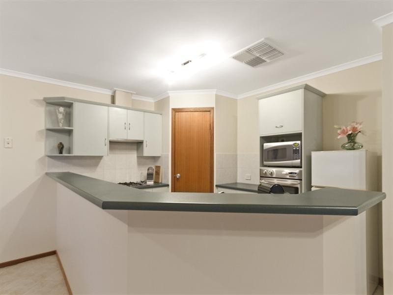 5 Hillside Court, Walkley Heights SA 5098