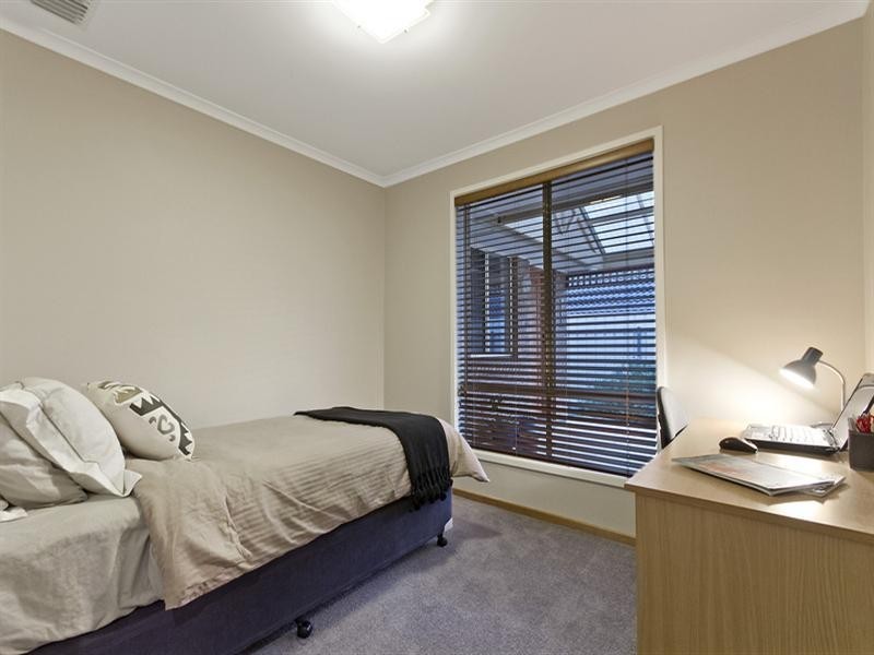 5 Hillside Court, Walkley Heights SA 5098