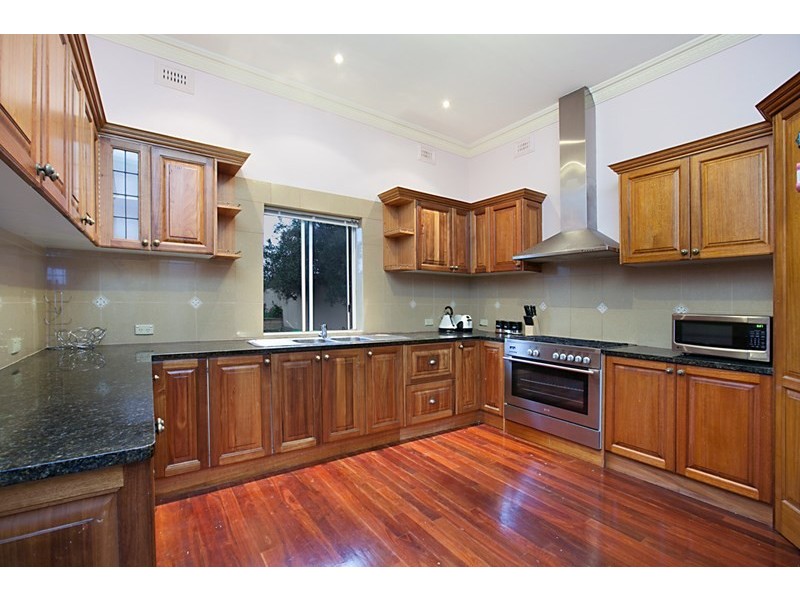 4 Collingrove Avenue, Broadview SA 5083