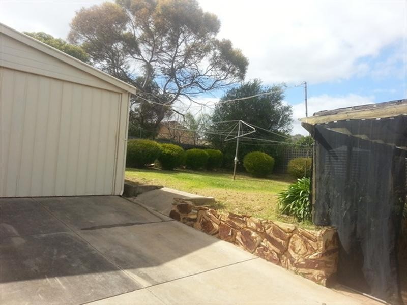 14 Philip Crescent, Valley View SA 5093