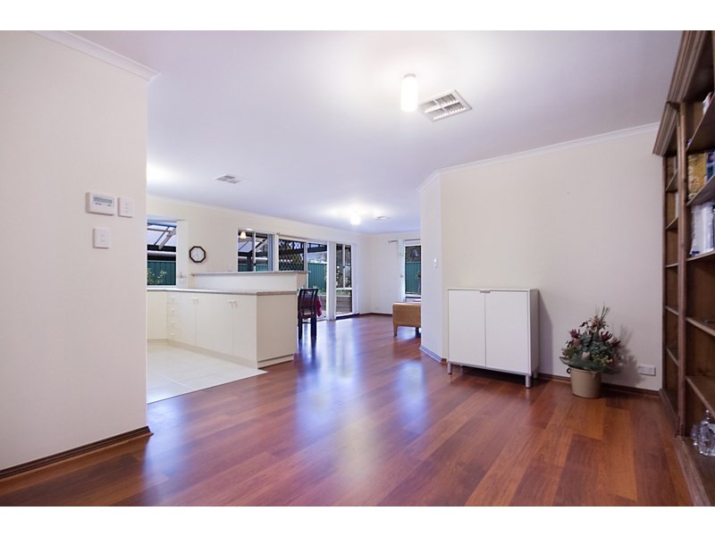 21 Hidcote Circuit, Oakden SA 5086