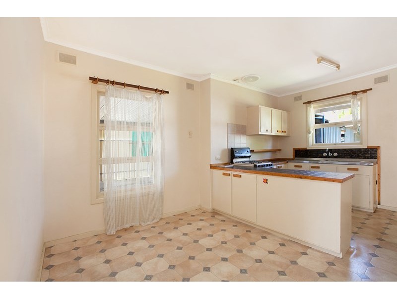 4 Stuart Street, Dernancourt SA 5075