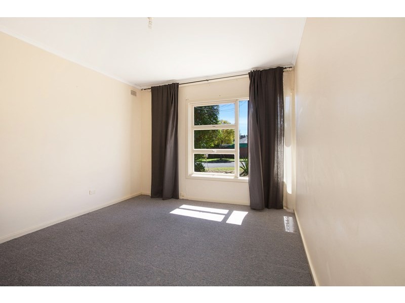 4 Stuart Street, Dernancourt SA 5075