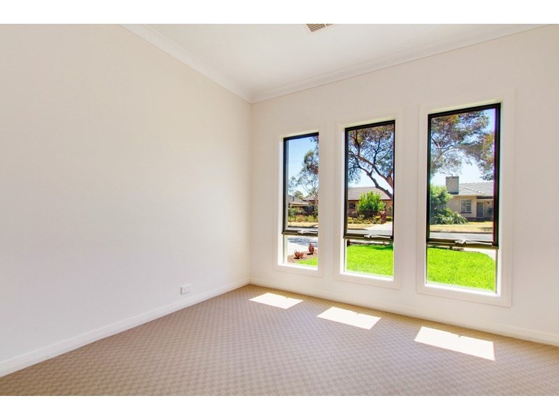 9 Branson Avenue, Clearview SA 5085