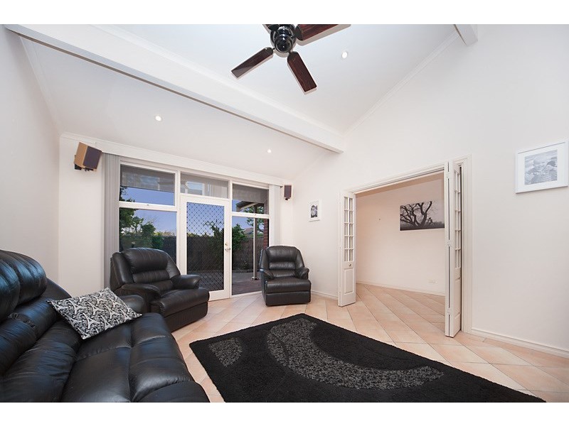 47 Parkview Drive, Oakden SA 5086