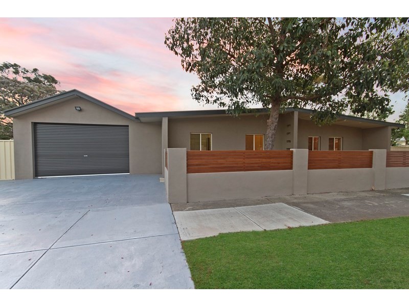 21 Branson Avenue, Clearview SA 5085