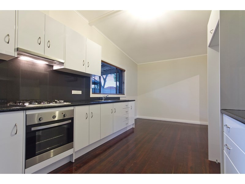 21 Branson Avenue, Clearview SA 5085