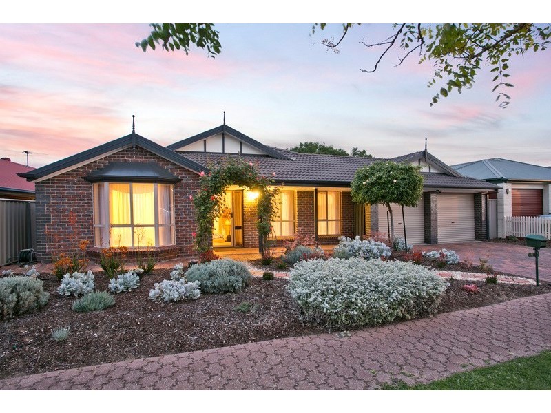 13 Conservatory Circuit, Oakden SA 5086