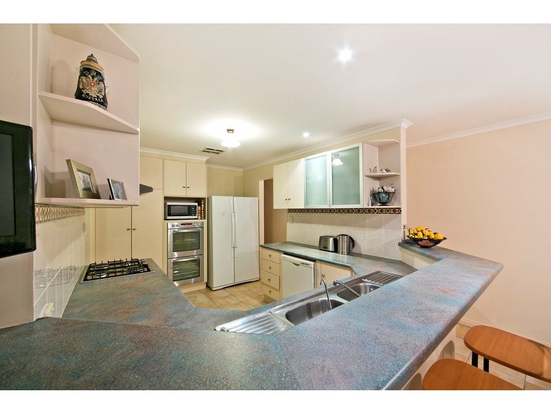 13 Conservatory Circuit, Oakden SA 5086