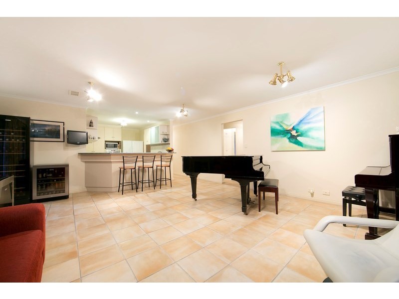 13 Conservatory Circuit, Oakden SA 5086