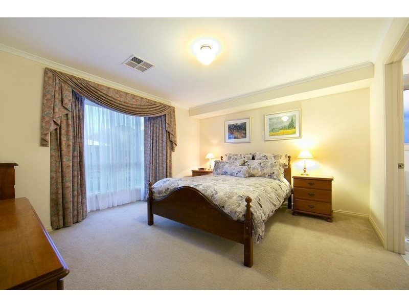 13 Conservatory Circuit, Oakden SA 5086