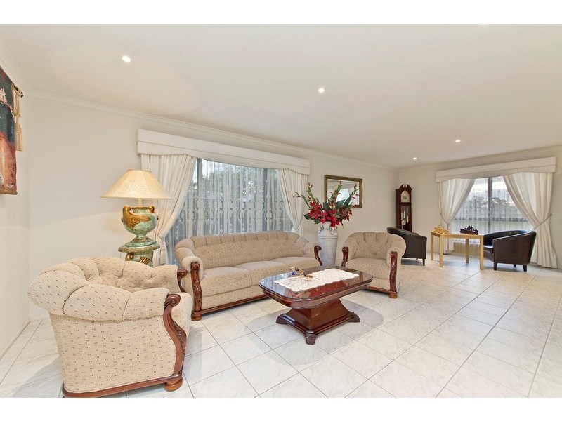 9 Barley Crescent, Walkley Heights SA 5098