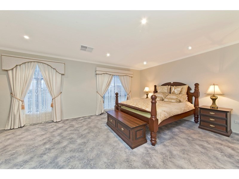 9 Barley Crescent, Walkley Heights SA 5098