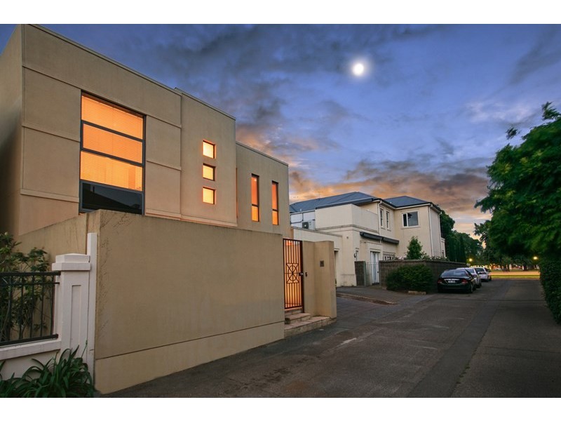 10 Wellington Close, North Adelaide SA 5006