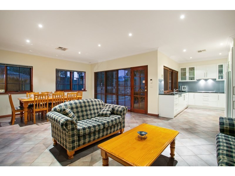 36 Harris Road, Vale Park SA 5081