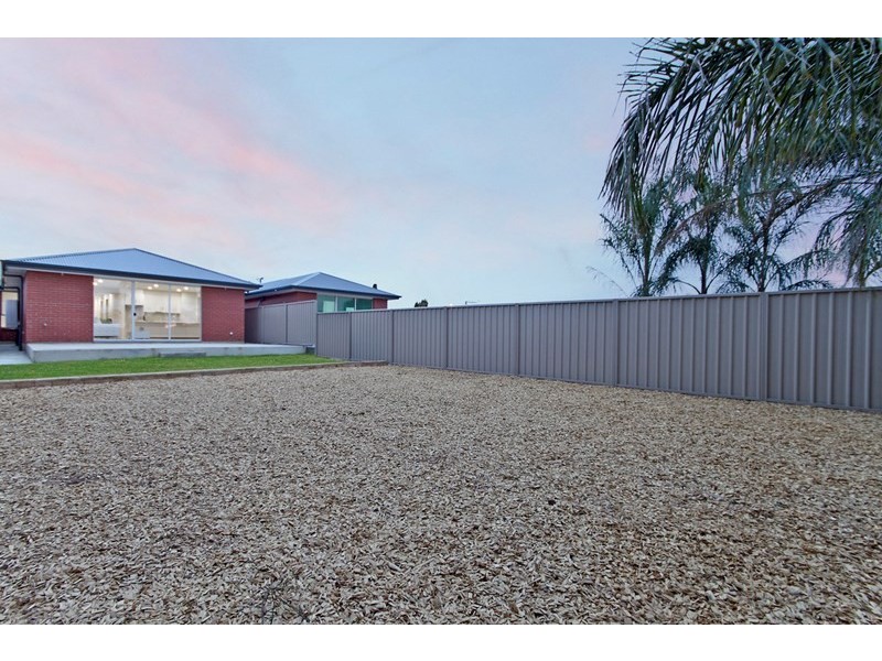 15 Tennyson Street, Clearview SA 5085