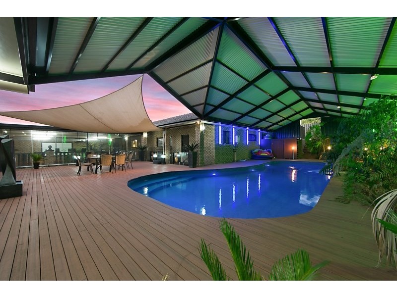 32a Kara Crescent, Gulfview Heights SA 5096