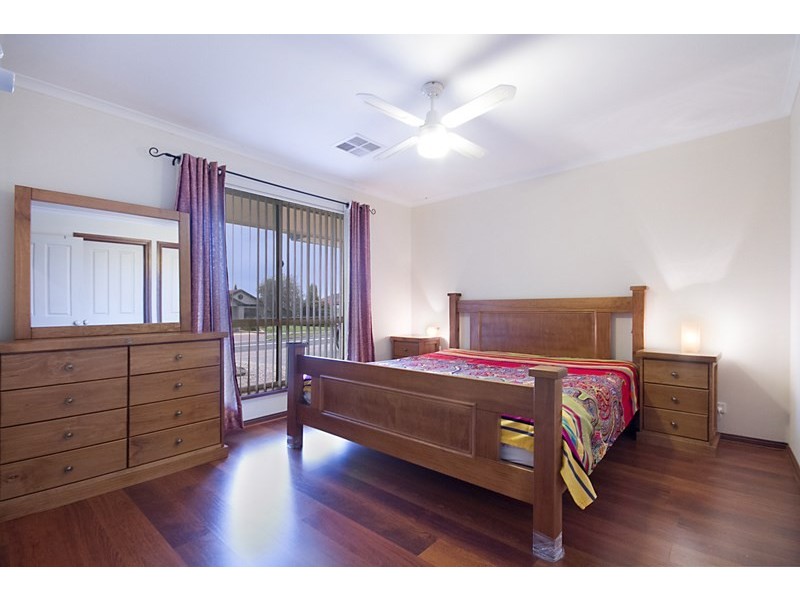 21 Hidcote Circuit, Oakden SA 5086