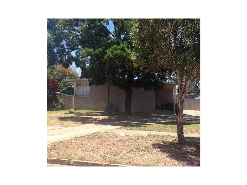 15 Liberman Road, Para Hills SA 5096