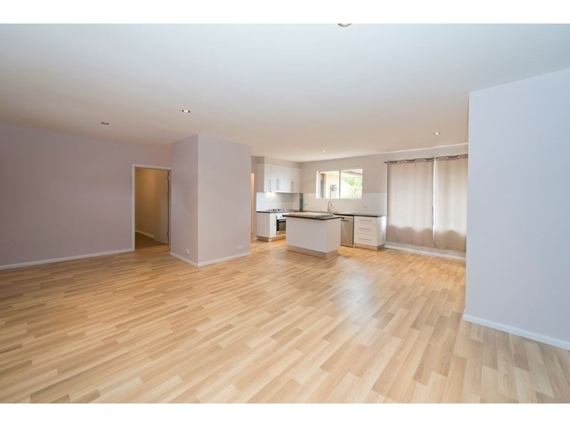 7 Balmoral Street, Hillcrest SA 5086