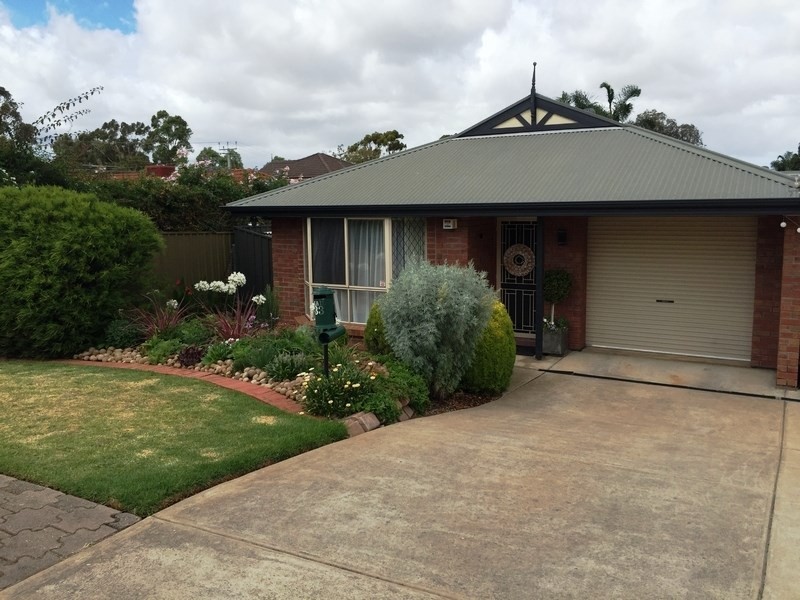 33 Morris Drive, Valley View SA 5093