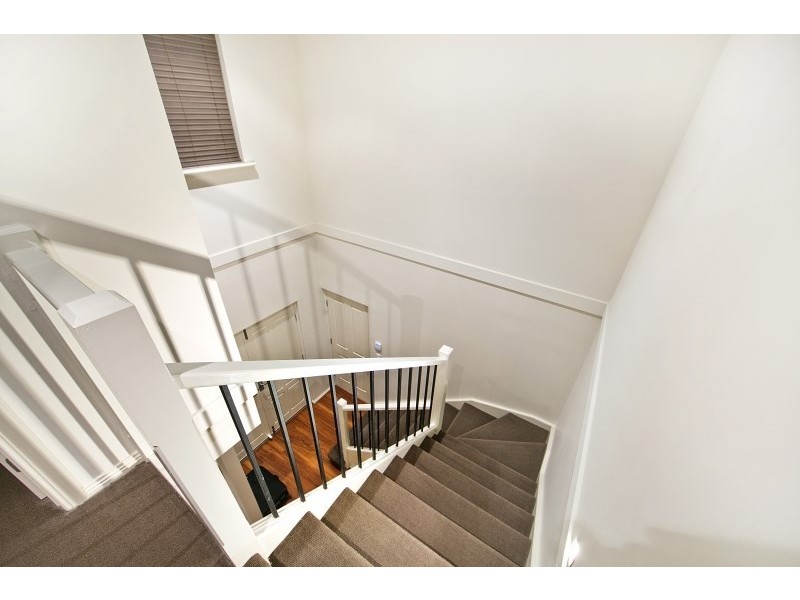 42 Lord Howe Crescent, Mawson Lakes SA 5095