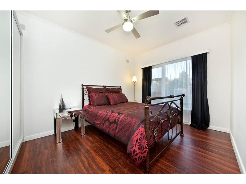 13 Windsor Avenue, Clearview SA 5085