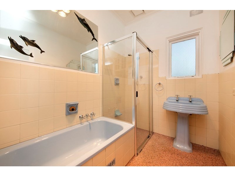 13 Windsor Avenue, Clearview SA 5085