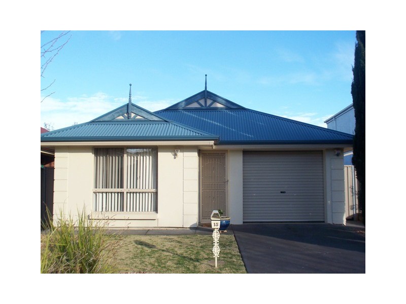 15 Benthall Avenue, Oakden SA 5086