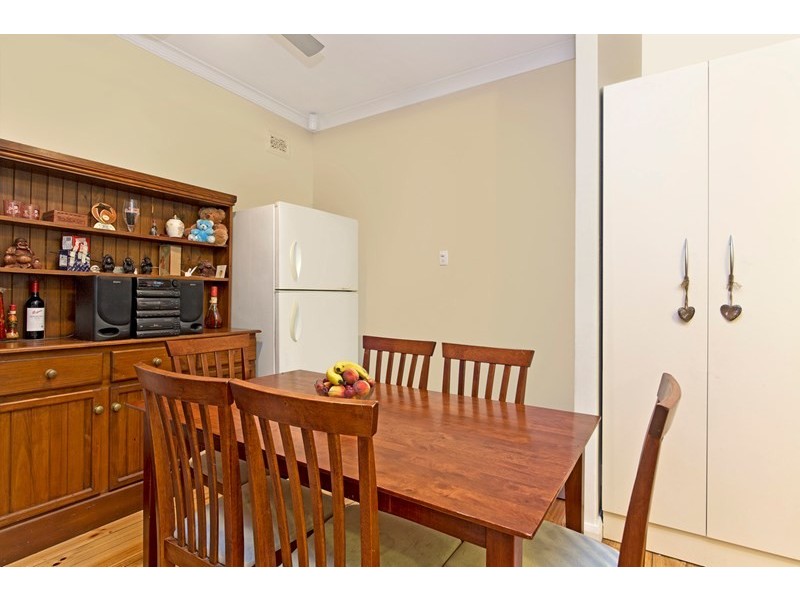 34 Amber Avenue, Clearview SA 5085