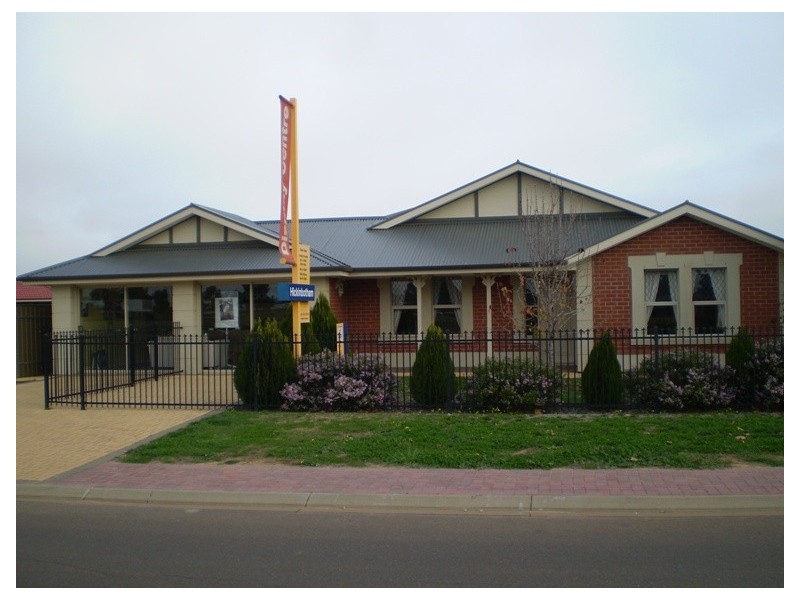 70 Leicester Grove, Andrews Farm SA 5114