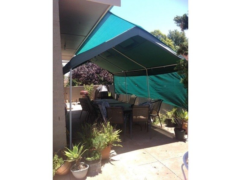 15 Liberman Road, Para Hills SA 5096